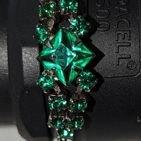 Vintage set emerald green bracelet and earrings - Picture 3 of 8